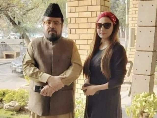 Mufti Qavi and Hareem Shah
