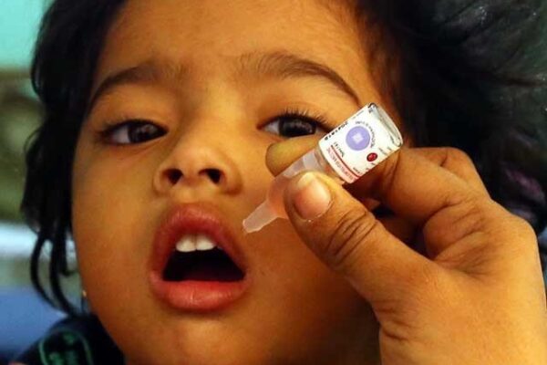7 روزہ انسداد پولیو مہم، 90 لاکھ بچوں کو حفاظتی خوراک پلائی جائے گی
