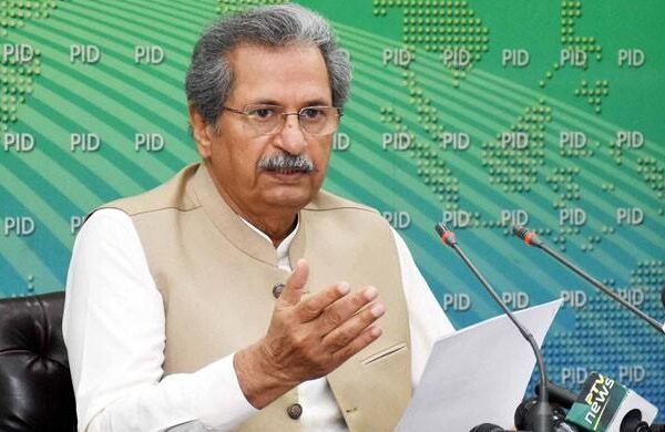’11 جنوری سے تعلیمی ادارے کھولنے سے متعلق ابھی کچھ نہیں کہہ سکتے‘