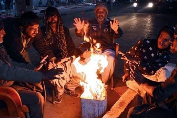 کراچی میں سردی کی لہر مزید 5 تا 6 روز برقرار رہنے کا امکان