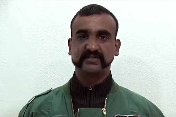 27 فروری: بھارتی پائلٹ ابھی نندن نے گرفتاری کے بعد پاک فوج کو کیا بیان دیا تھا؟