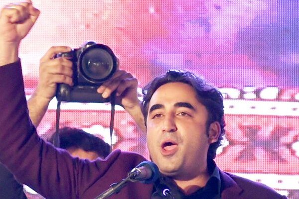 سلیکٹڈ کو سندھ چاہیے نہ یہاں کے عوام لیکن یہاں کے جزیرے چاہیئں، بلاول