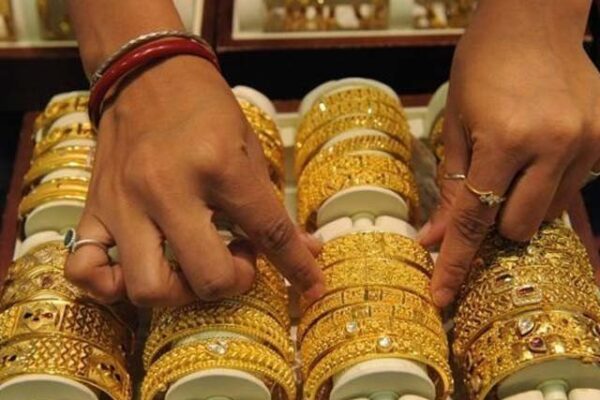 ملک میں سونے کی قیمت میں یکدم بڑی کمی