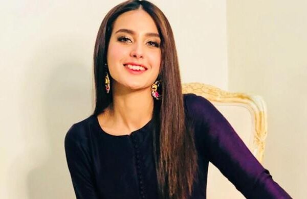 ٹوئٹر پر اداکارہ اقراء عزیز کا نام کیوں ٹرینڈ کر رہا ہے؟