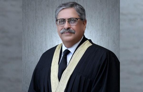 اسلام آباد ہائیکورٹ حملہ کیس: ’جو یہاں آئے سب وکیل تھے، بیشتر کو جانتا ہوں‘