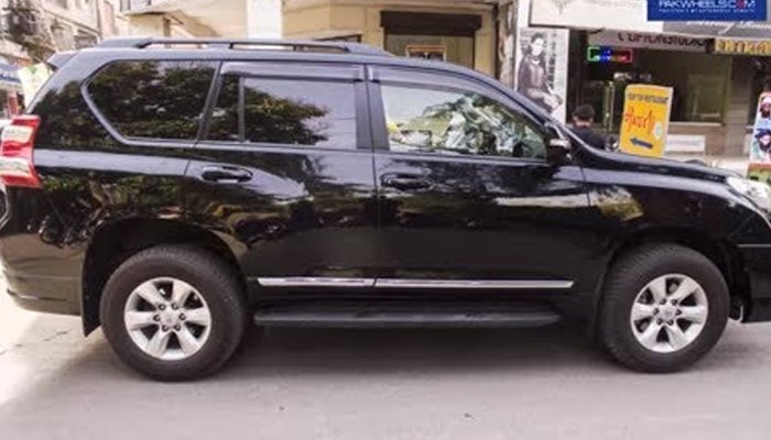 Luxury Car
