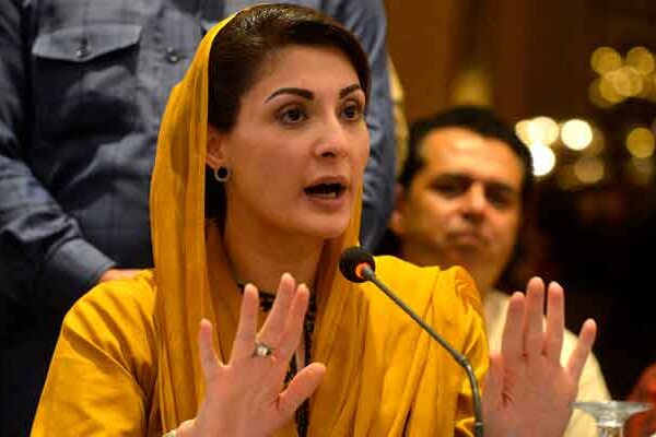 نواز شریف سے پیسے نکلولنے گئے لیکن لینے کے دینے پڑ گئے: مریم