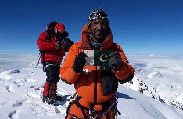 ساجد سدپارہ نے کے ٹو پر لاپتا والد محمد علی سدپارہ کی موت کی تصدیق کر دی