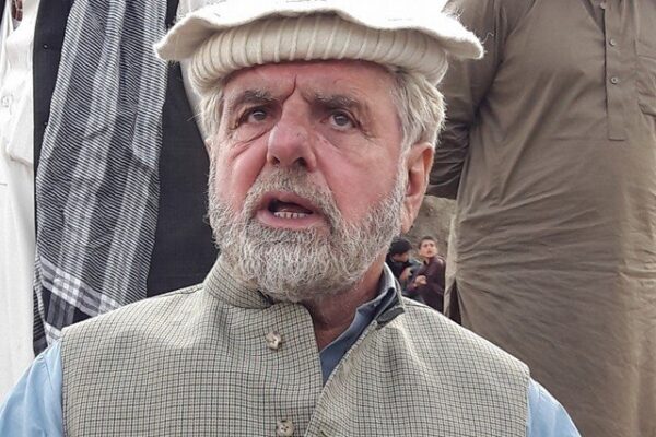 سینیٹ انتخابات کے لیے وزیر اعظم کے دیرینہ دوست کو بھی ٹکٹ جاری