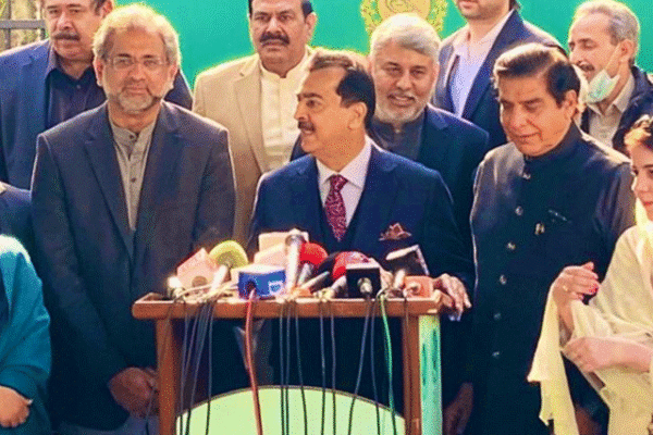 آئین میں ترمیم کا حق سپریم کورٹ نہیں پارلیمنٹ کو حاصل ہے، پی ڈی ایم