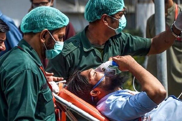 پاکستان میں کورونا سے مزید 56 افراد انتقال کر گئے
