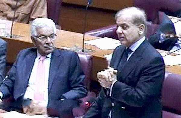 سینیٹ انتخابات: قومی اسمبلی کے زیر حراست اراکین کے پروڈکشن آرڈر جاری کرنے کا فیصلہ