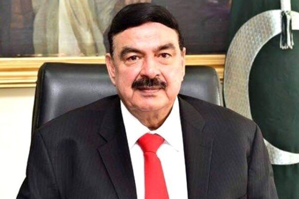 ایرانی سرحد پر باڑ کا کام جون تک مکمل ہو جائے گا، شیخ رشید