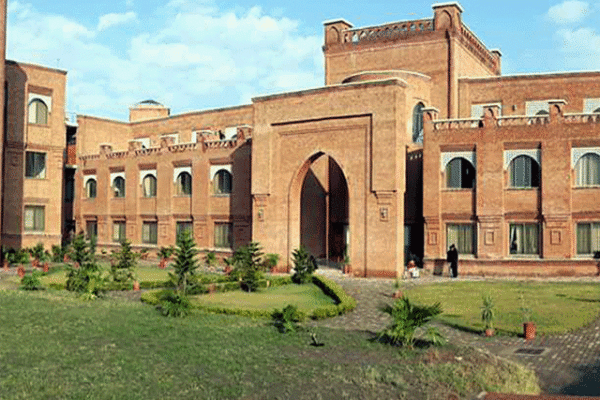 یو ای ٹی پشاور کے ملازمین کو اپ گریڈ کرنے کا فیصلہ معطل