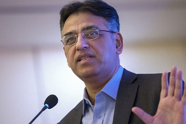 ’کراچی میں کورونا کیسز بڑھ رہے ہیں، ان ڈور شادی کی تقریبات کا کوئی جواز نہیں‘