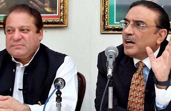 آصف زرداری نے استعفے نواز شریف کی پاکستان واپسی سے مشروط کر دیے