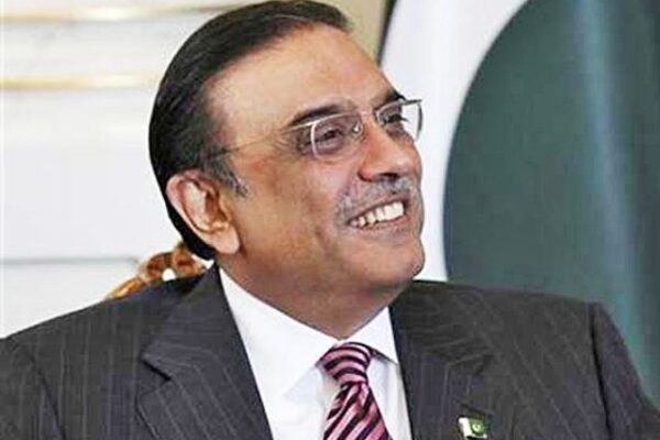 حکومت کا ”حربہ” اور زرداری کی”جادوگری و تجربہ”کیا رنگ لائے گا