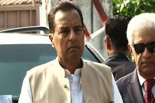 جو پی ڈی ایم کی ٹرین میں نہیں بیٹھے گا وہ پچھتائے گا: کیپٹن صفدر