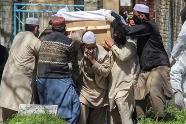 کورونا بے قابو؛ 9 ماہ بعد ایک دن میں سب سے زیادہ اموات ریکارڈ