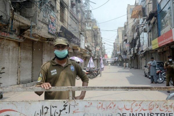 پنجاب میں برطانوی کورونا وائرس کے وار، مختلف علاقوں میں اسمارٹ لاک ڈاؤن نافذ