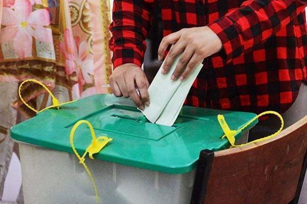 ڈسکہ ضمنی انتخاب: سرویز میں (ن) لیگ عوام کی پہلی پسند