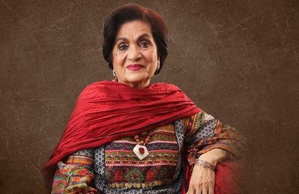 معروف ڈرامہ نگار حسینہ معین انتقال کرگئیں