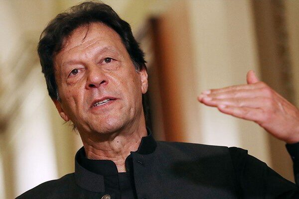 پاکستان اس لیے نہیں بنا تھا کہ زرداری اور شریف امیر بنیں: وزیراعظم