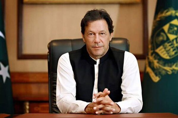 الیکشن کمیشن نے ملک کی اخلاقیات، جمہوریت کو نقصان پہنچایا، وزیراعظم برہم