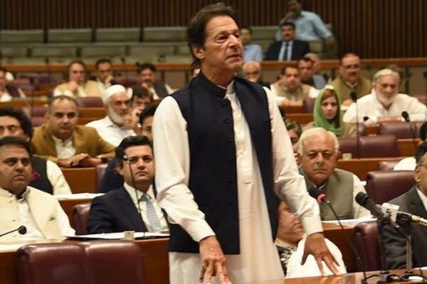یوسف رضا گیلانی کی فتح، وزیر اعظم کا پارلیمنٹ سے اعتماد کا ووٹ لینے کا فیصلہ