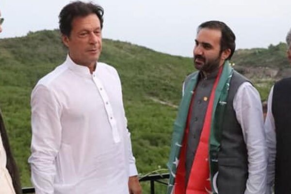 وزیراعظم نے مرزا آفریدی کو ڈپٹی چیئرمین سینیٹ کا امیدوار نامزد کر دیا