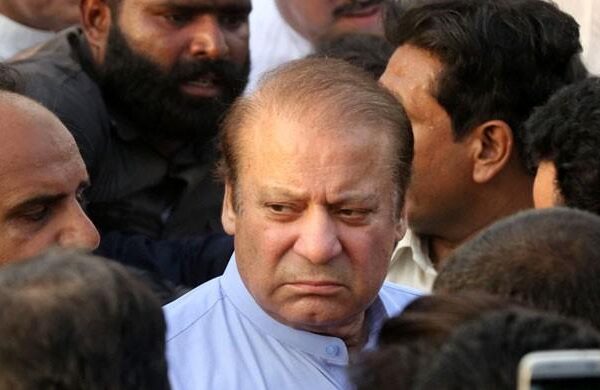 نواز شریف کی سفارتی پاسپورٹ کی تجدید کیلئے دی گئی درخواست مسترد
