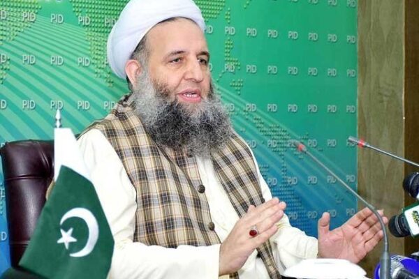 رمضان میں SOPs کے ساتھ مساجد کھلی رہیں گی، نورالحق قادری