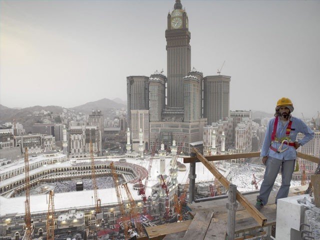 Saudi Arabia Employee