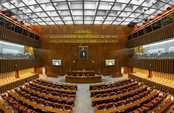سینیٹ الیکشن، یوسف گیلانی سینیٹر منتخب، 37 میں سے 33 نشستوں کے نتائج آ گئے