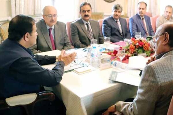 پنجاب: کورونا ویکسین کی خریداری کی اصولی منظوری دے دی گئی