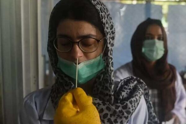 کورونا وبا سے مزید 84 افراد جاں بحق، ملک میں مثبت کیسز کی شرح میں معمولی کمی