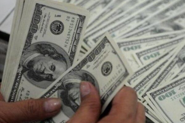 پاکستان میں ڈالر کی قدر میں اضافے کا رجحان برقرار