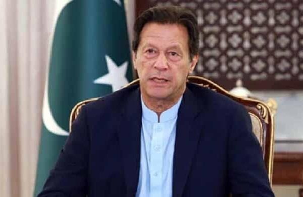 ایسے قرض لے رکھے ہیں جن سے مزید قرضے چڑھ رہے ہیں: وزیراعظم