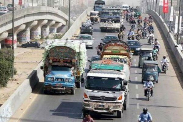کراچی میں جاری احتجاج ختم، سڑکیں کھلنے سے ٹریفک معمول پر آ گیا