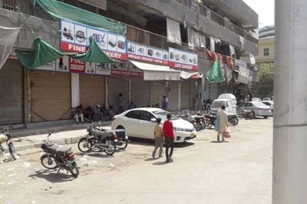 کورونا کی تیسری لہر، لاہور میں بڑھتے کیسز کے پیش نظر لاک ڈاؤن میں 17 مئی تک توسیع