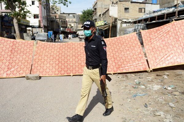 کورونا کا پھیلاؤ: کراچی کے ضلع جنوبی میں تمام تقریبات پر پابندی عائد