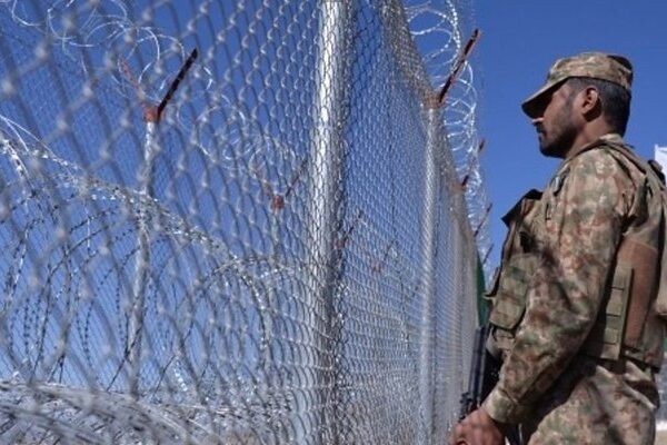 پاک افغان سرحد پر باڑ لگنے کے بعد دہشتگردی میں نمایاں کمی آئی ہے: وزیر داخلہ بلوچستان