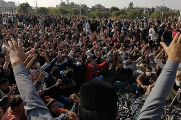 کسے یاد رکھوں، کسے بھول جاؤں