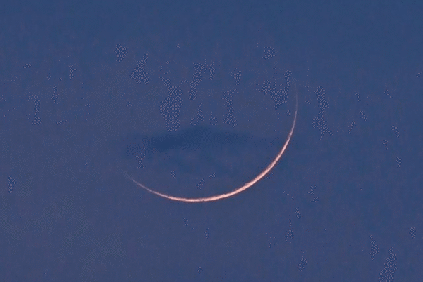 سعودیہ میں رمضان کا چاند نظر آ گیا، پاکستان میں اجلاس آج ہو گا