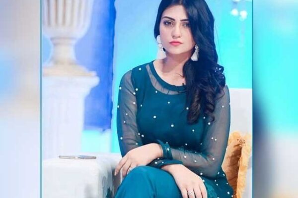 اداکارہ سارہ خان کی طبیعت خراب ہو گئی، اسپتال داخل