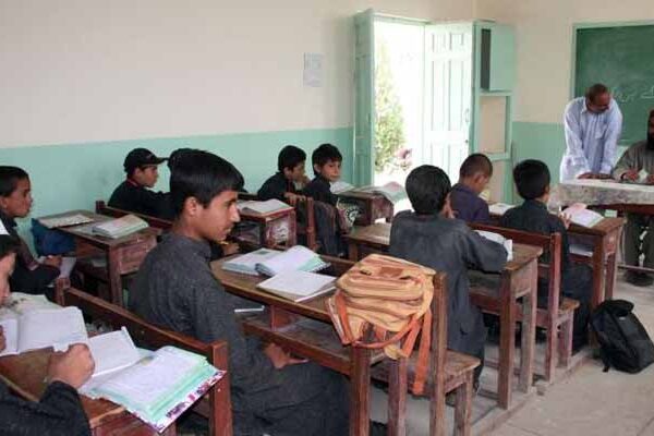 بلوچستان: اساتذہ کی حاضری چیک کرنے کا ٹاسک ڈپٹی کمشنرز کے سپرد