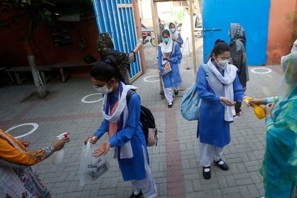 پنجاب میں نویں سے بارہویں تک تدریسی عمل شروع لیکن حاضری نا ہونے کے برابر