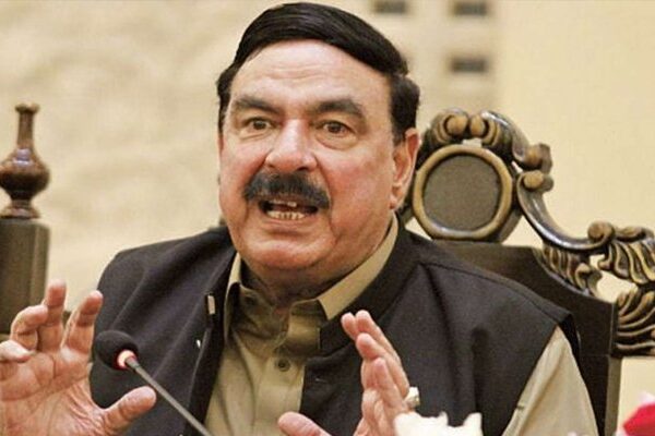 کالعدم ٹی ایل پی سے بات چیت چل پڑی ہے: شیخ رشید