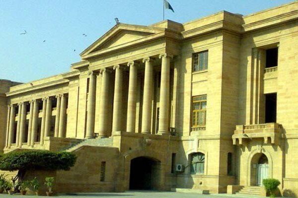 کراچی میں بسیں چلانے کی ڈیڈ لائن دے دیتے ہیں، عمل نہیں کرتے، سندھ ہائیکورٹ