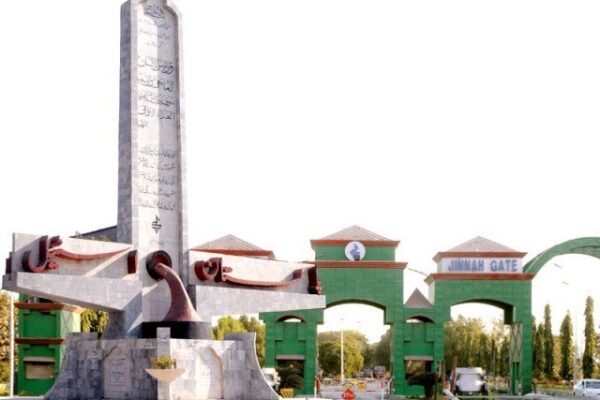 اسٹیل ملز کی بحالی میں حائل رکاوٹیں دور کرنے کا فیصلہ